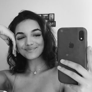 Meet your Posher, Nour